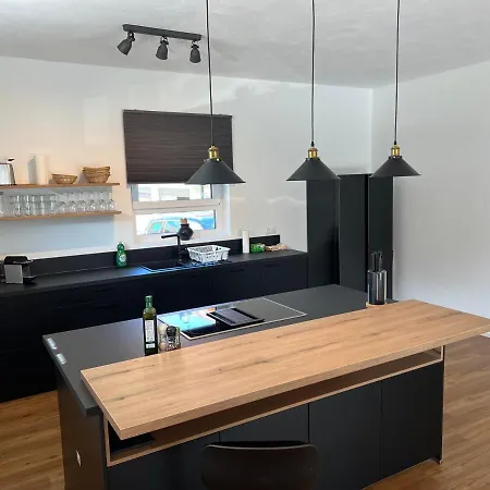 Allgaeu 5 Mit Sauna,balkon, Garten Und Privatparkplatz *