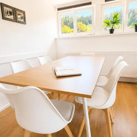 Allgaeu Living L 5 - Sauna - Balkon - Garten - Parkplatz - Familienfreundlich * Blaichach