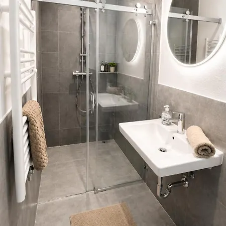 Allgaeu 5 Mit Sauna,balkon, Garten Und Privatparkplatz