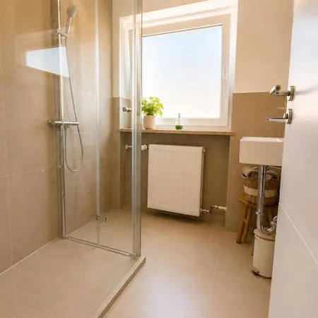 Allgaeu Living L 5 - Sauna - Balkon - Garten - Parkplatz - Familienfreundlich Lägenhet *