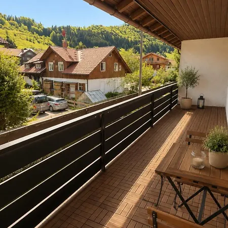 Allgaeu 5 Mit Sauna,balkon, Garten Und Privatparkplatz Blaichach